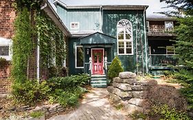 Jackson'S Falls Country Inn